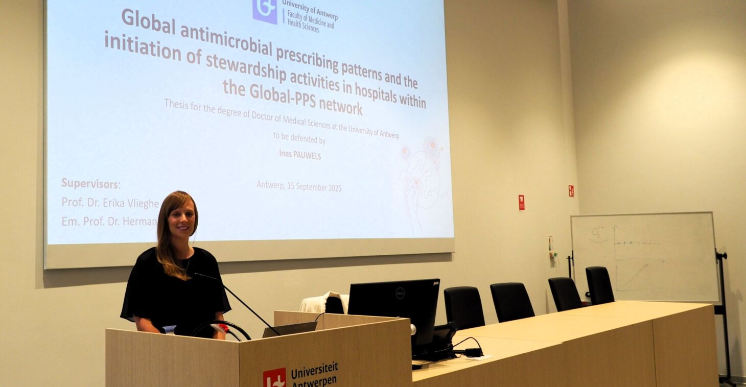 Congratulations to Ines Pauwels on her successful PhD defence