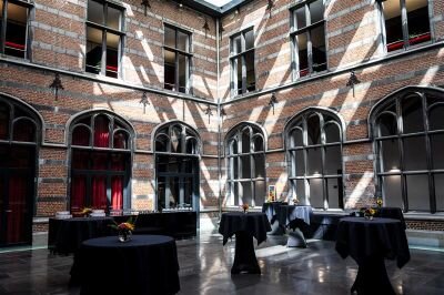 Klooster van de Grauwzusters: Patio