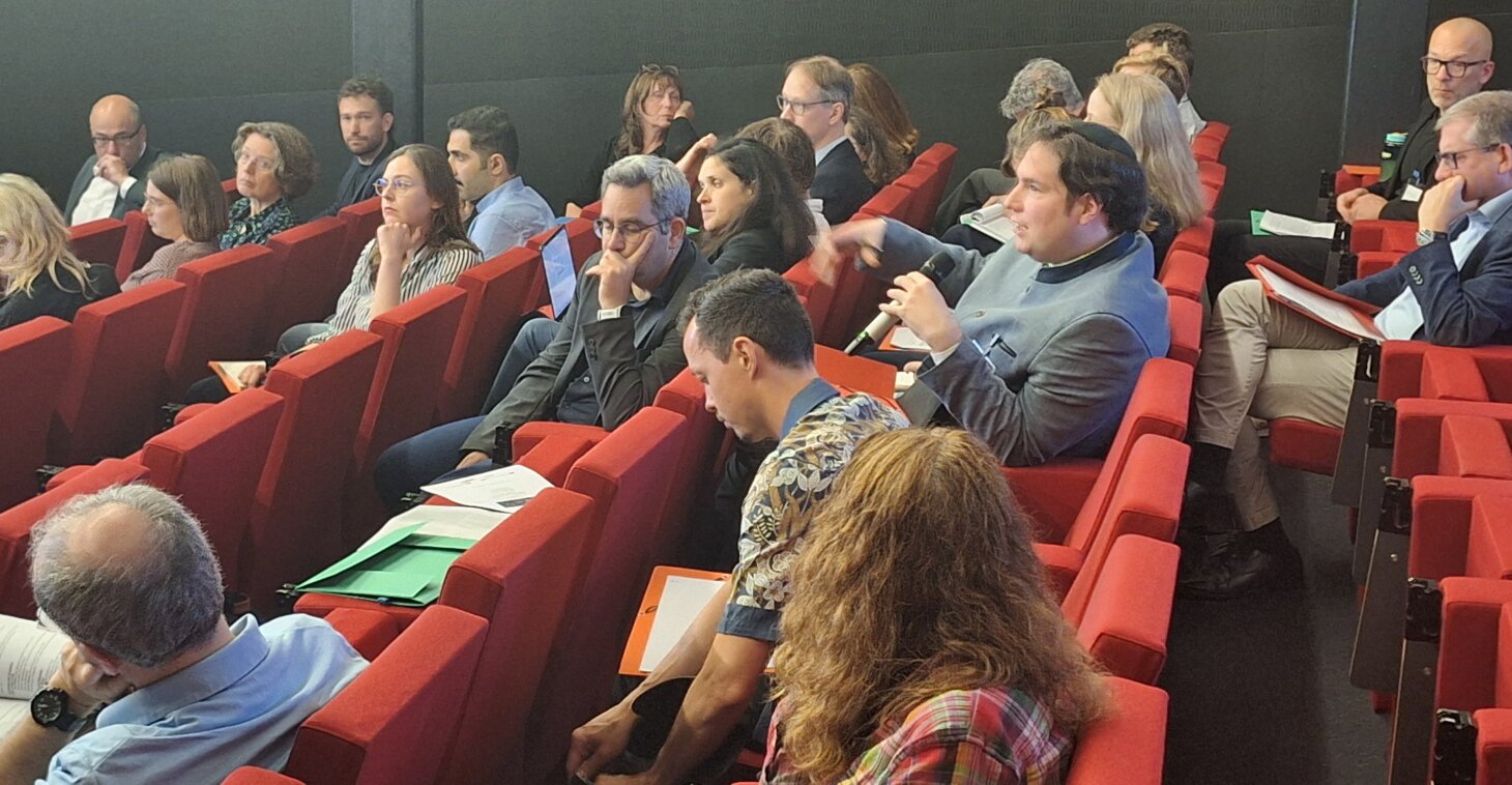 Comparative Universalisms conference