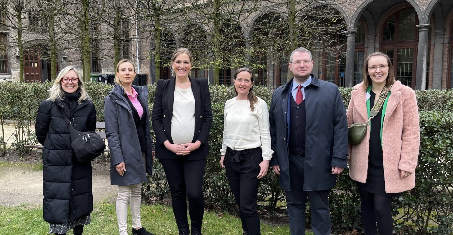 Friday (17 March 2023) Stéphanie De Somer and Annelien Stijleman organised an international expert seminar on the proof of the facts in administrative law.