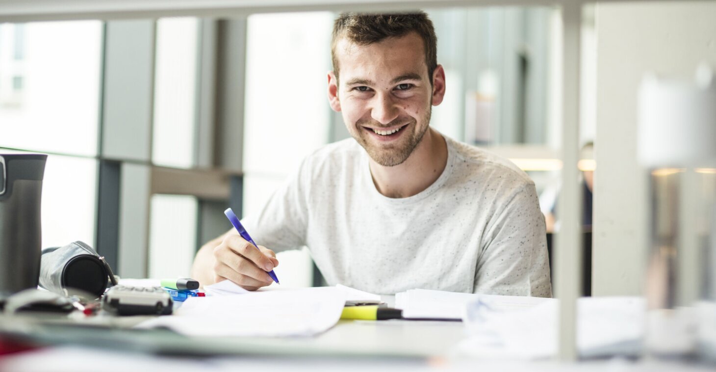 Registreer als werkstudent